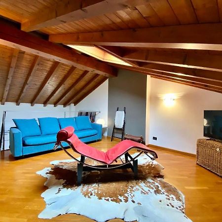 Piccolo Rifugio Con Parcheggio Privato Gratuito Apartment Bergamo Luaran gambar