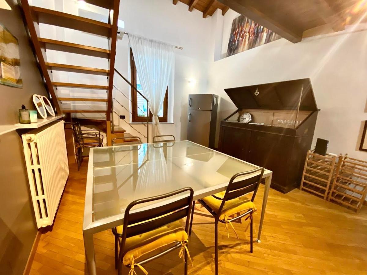Piccolo Rifugio Con Parcheggio Privato Gratuito Apartment Bergamo Luaran gambar